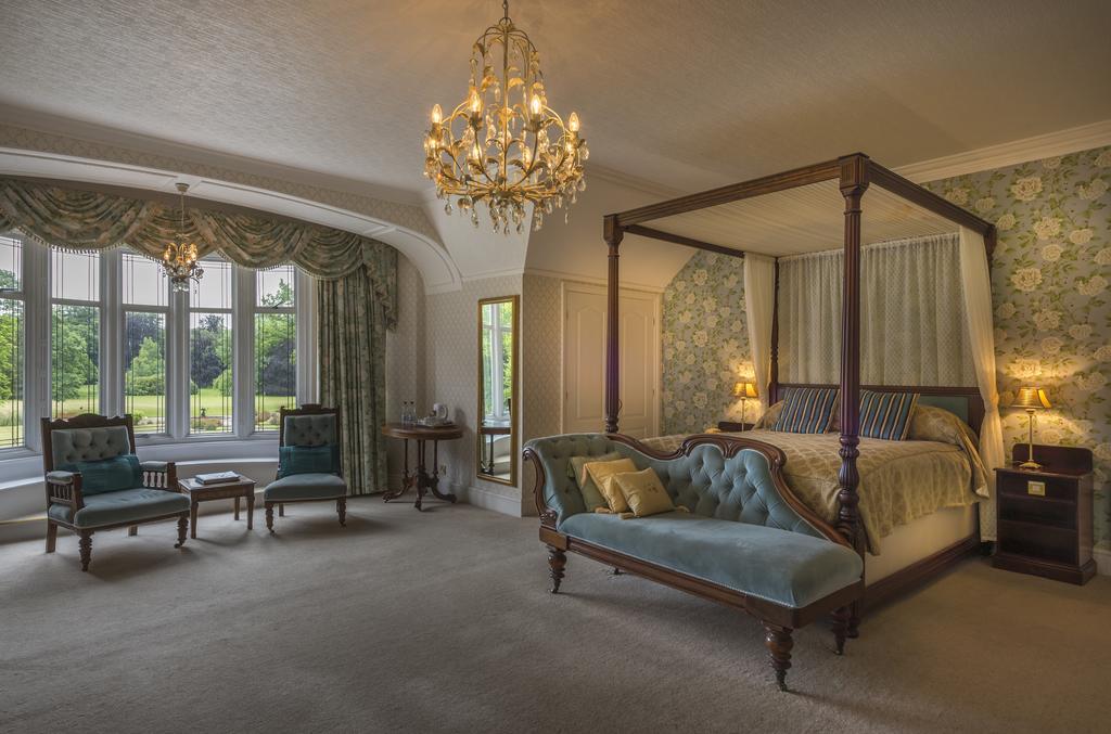 Petwood Hotel Woodhall Spa Exterior foto