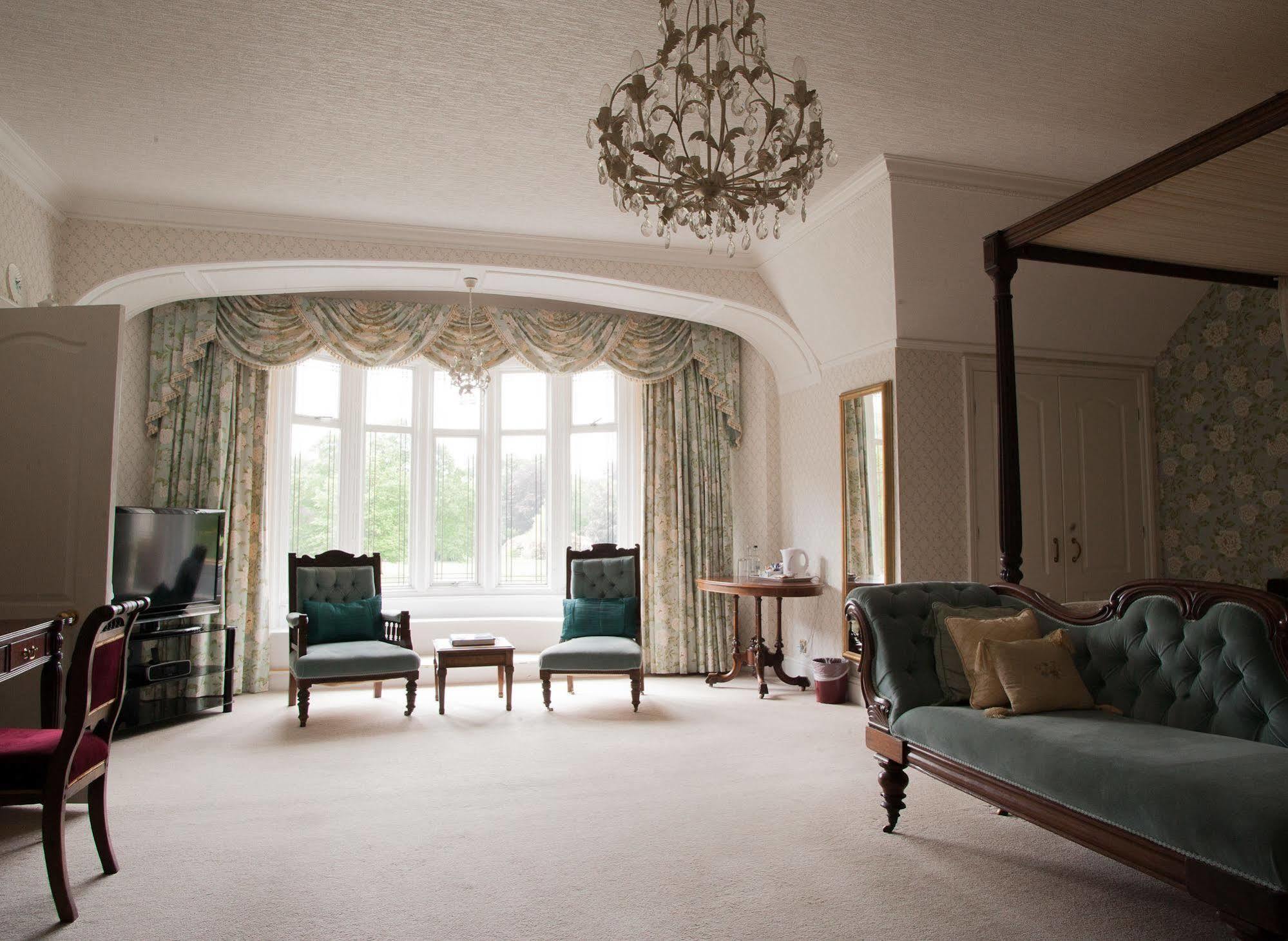 Petwood Hotel Woodhall Spa Exterior foto