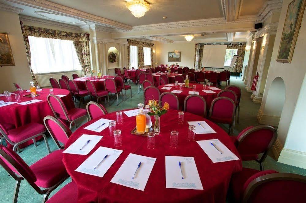 Petwood Hotel Woodhall Spa Exterior foto