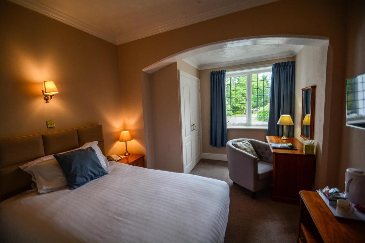 Petwood Hotel Woodhall Spa Exterior foto