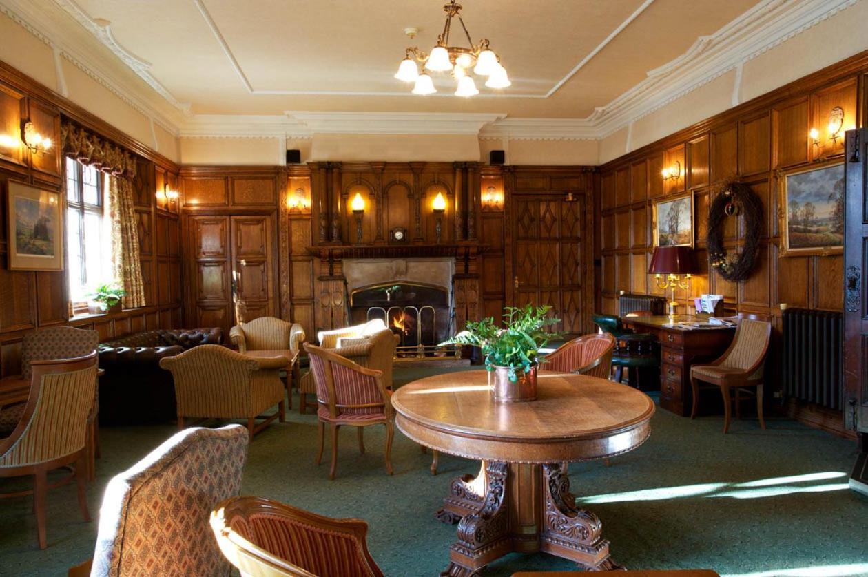 Petwood Hotel Woodhall Spa Exterior foto